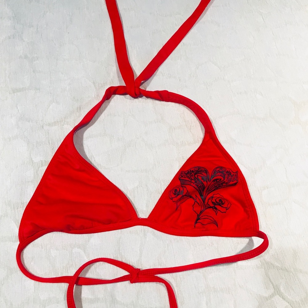 Red Roxy bikini